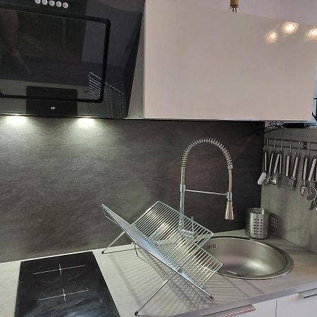 Studio De Charme, Coeur De Vichy, Quartier Calme Esterno foto
