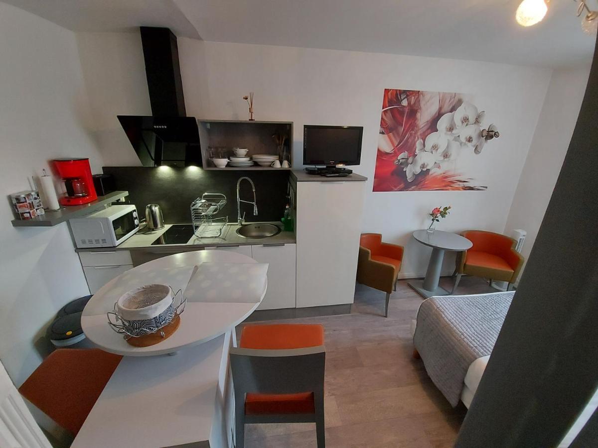 Studio De Charme, Coeur De Vichy, Quartier Calme Esterno foto