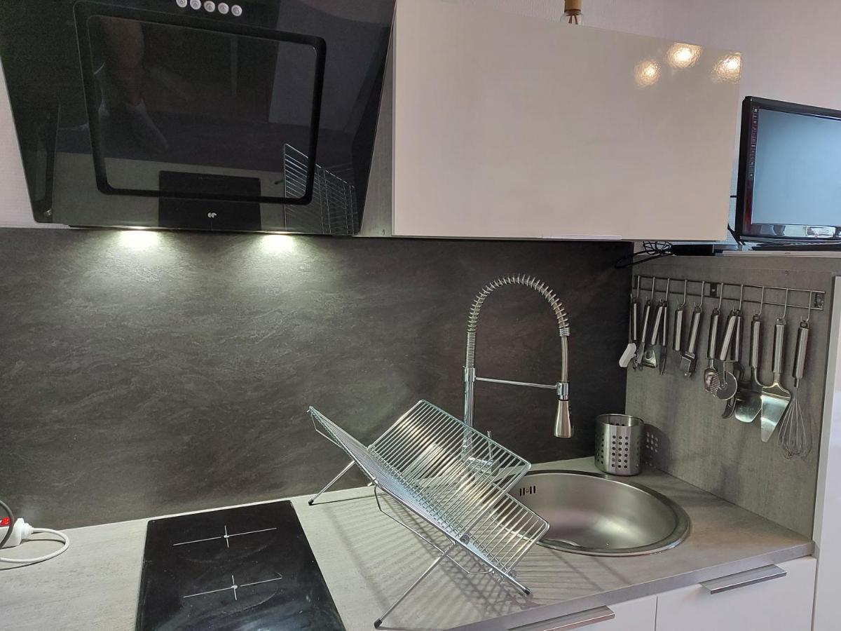 Studio De Charme, Coeur De Vichy, Quartier Calme Esterno foto